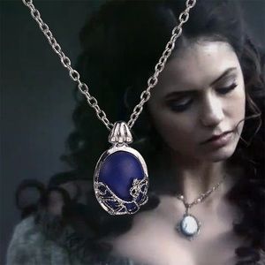 *SOLD* 5FOR25‼️ Katherine Pierce TVD Necklace